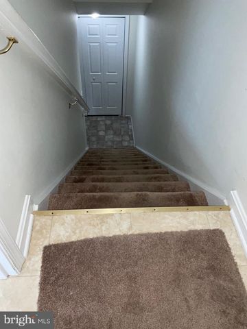 82 EFFIE LN, Martinsburg, WV 25404