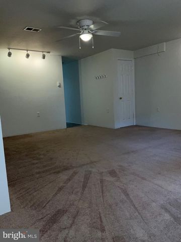 82 EFFIE LN, Martinsburg, WV 25404