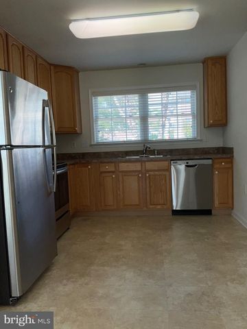 82 EFFIE LN, Martinsburg, WV 25404