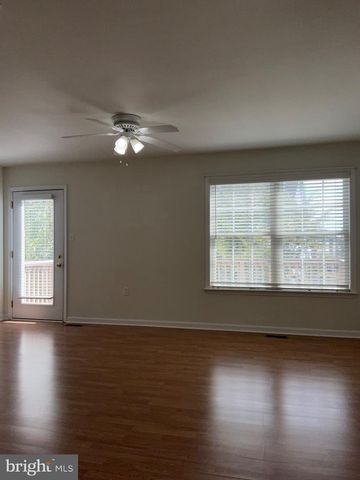 82 EFFIE LN, Martinsburg, WV 25404