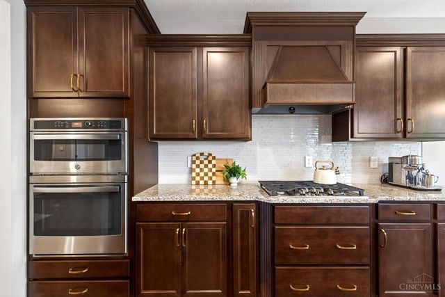 9163 Vantage Court, West Chester, OH 45069
