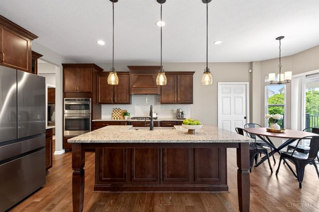 9163 Vantage Court, West Chester, OH 45069