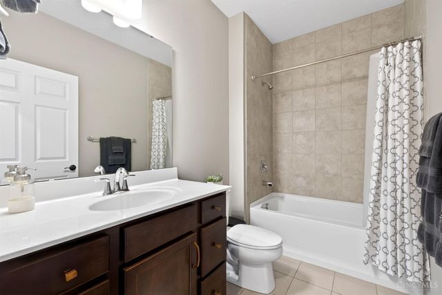 9163 Vantage Court, West Chester, OH 45069