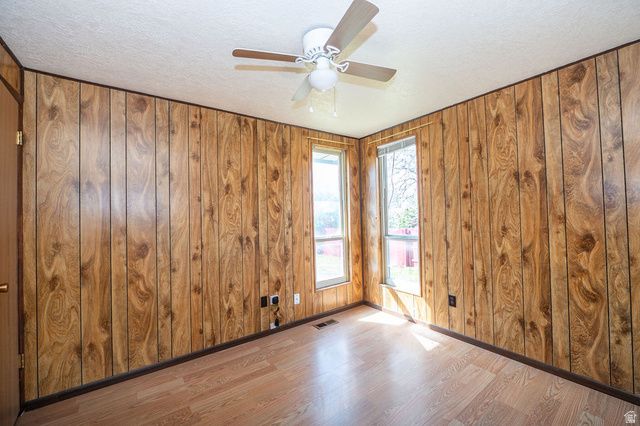788 W 2400 N, Clinton, UT 84015