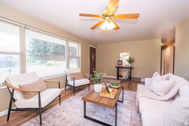 788 W 2400 N, Clinton, UT 84015