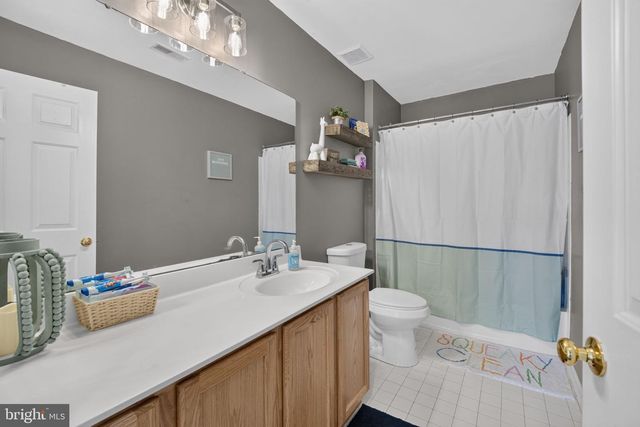 40 ROBINS NEST LN, Pottstown, PA 19465