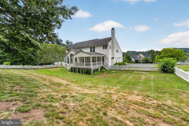 40 ROBINS NEST LN, Pottstown, PA 19465