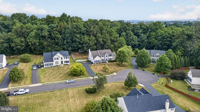 40 ROBINS NEST LN, Pottstown, PA 19465