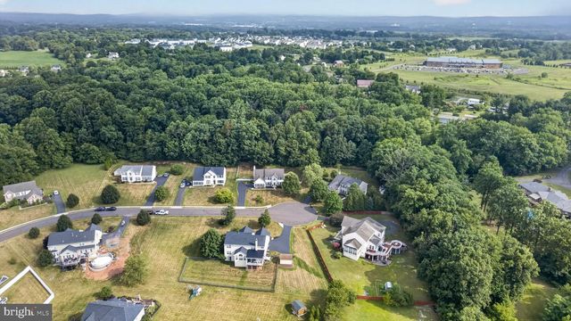 40 ROBINS NEST LN, Pottstown, PA 19465