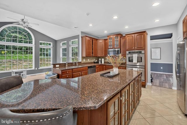 40 ROBINS NEST LN, Pottstown, PA 19465