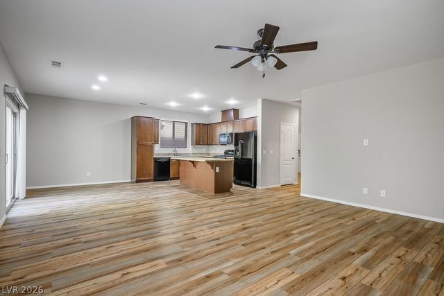 10614 Mount Blackburn Avenue, Las Vegas, NV 89166