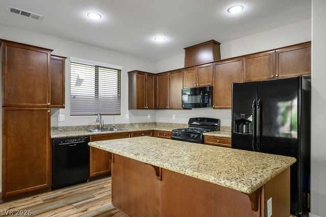 10614 Mount Blackburn Avenue, Las Vegas, NV 89166