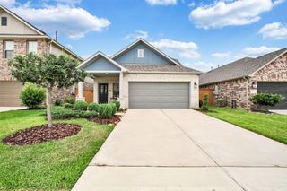 8211 Blue Fish Drive, Cypress, TX 77433