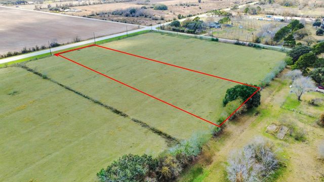 00000 Fm 1462, Damon, TX 77430