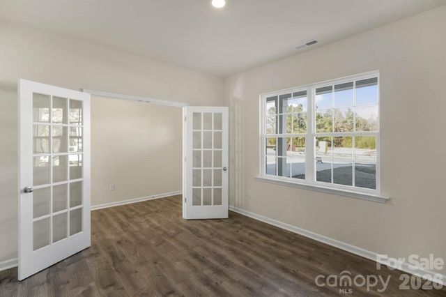 437 Falcon Lane, Lexington, NC 27295