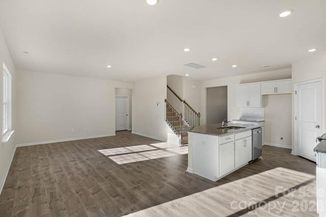 437 Falcon Lane, Lexington, NC 27295