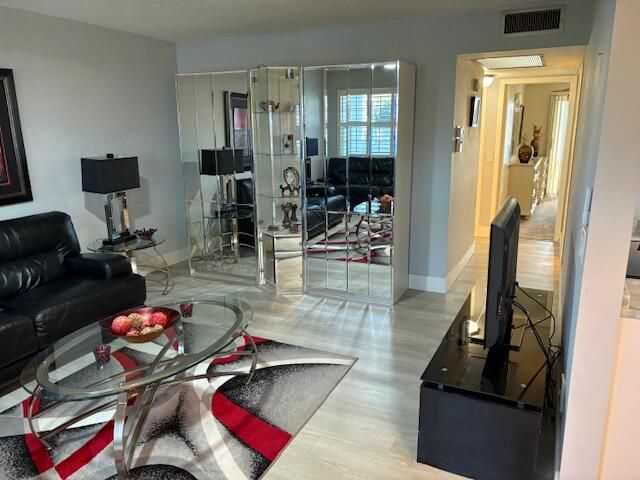 1015 Cornwall A 1015, Boca Raton, FL 33434