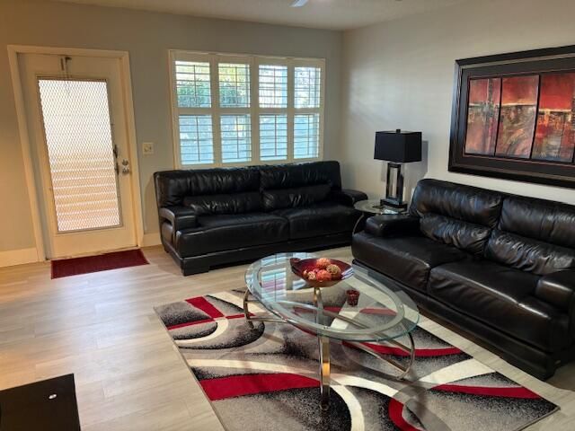 1015 Cornwall A 1015, Boca Raton, FL 33434