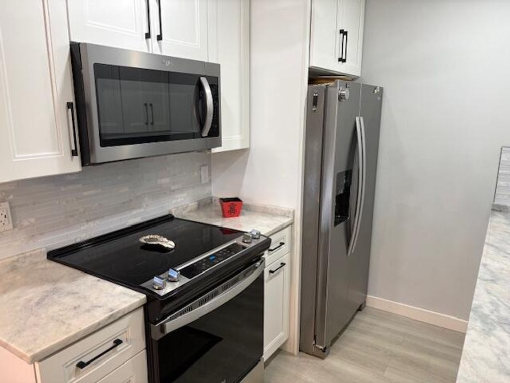 1015 Cornwall A 1015, Boca Raton, FL 33434