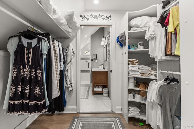 20 Namkee Lane, Blue Point, NY 11715