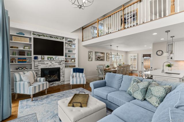 20 Namkee Lane, Blue Point, NY 11715