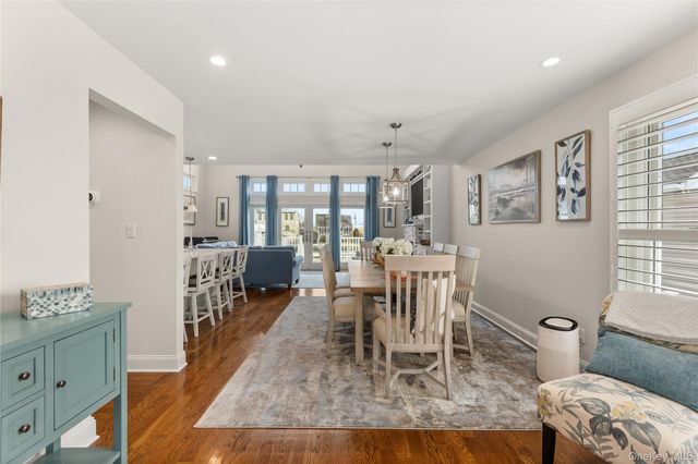 20 Namkee Lane, Blue Point, NY 11715