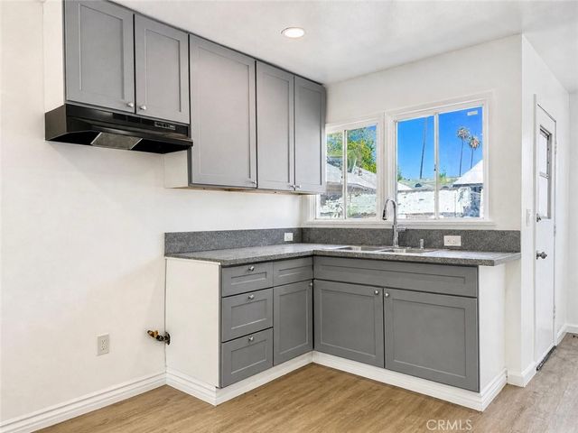 902 Island Avenue, Wilmington, CA 90744