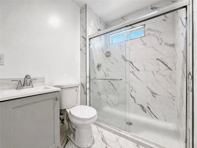 902 Island Avenue, Wilmington, CA 90744