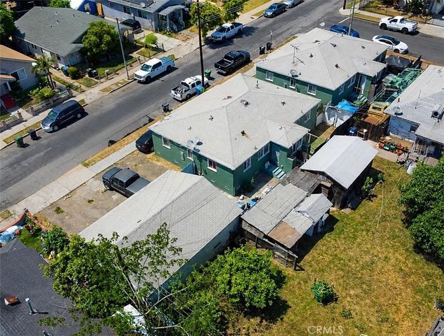 902 Island Avenue, Wilmington, CA 90744