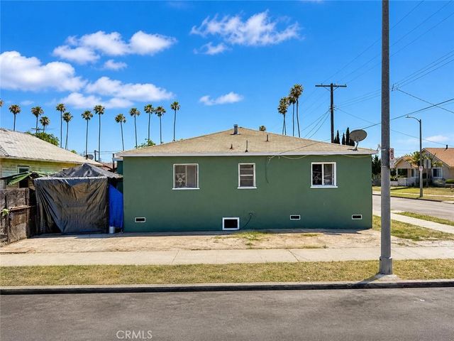 902 Island Avenue, Wilmington, CA 90744