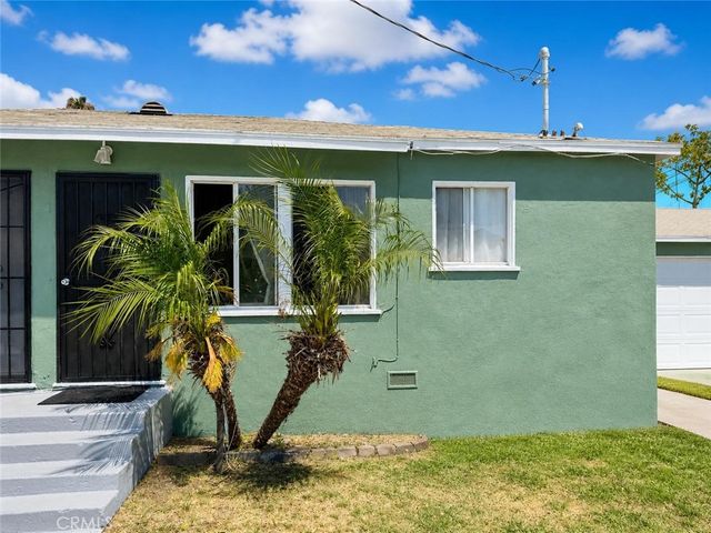 902 Island Avenue, Wilmington, CA 90744