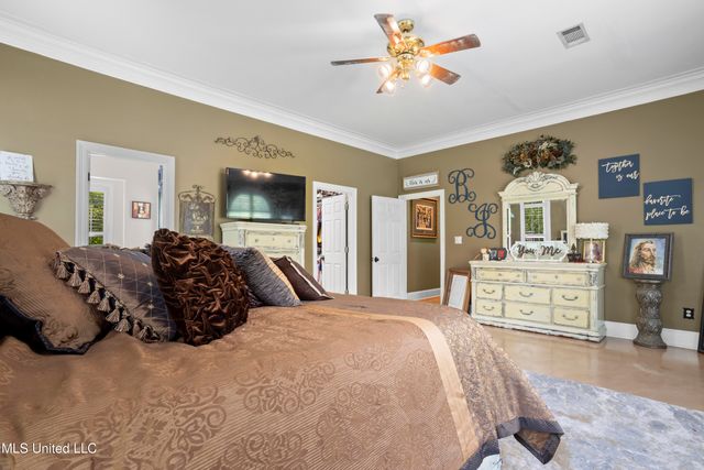 6 N Hill Drive, Carriere, MS 39426