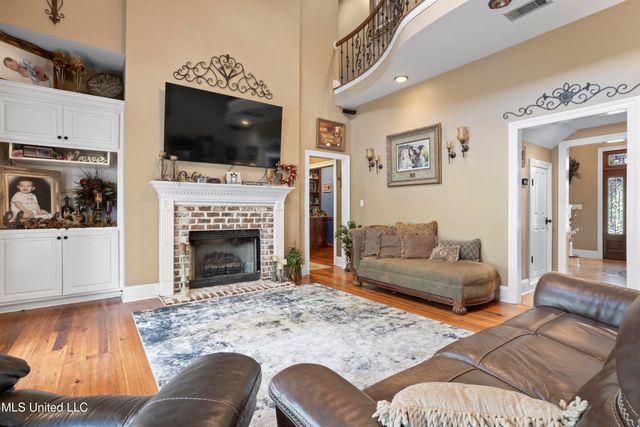 6 N Hill Drive, Carriere, MS 39426