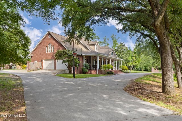 6 N Hill Drive, Carriere, MS 39426