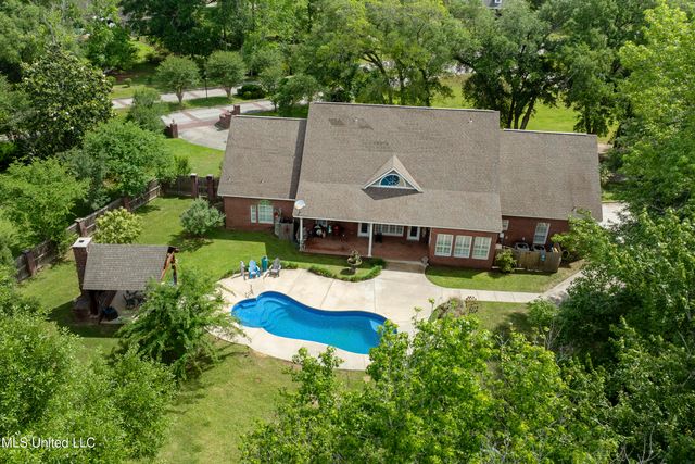 6 N Hill Drive, Carriere, MS 39426