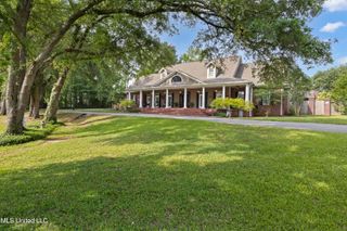 6 N Hill Drive, Carriere, MS 39426