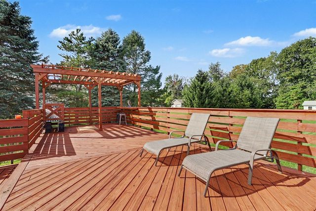 5015 Dio Drive, Cedar Springs, MI 49319