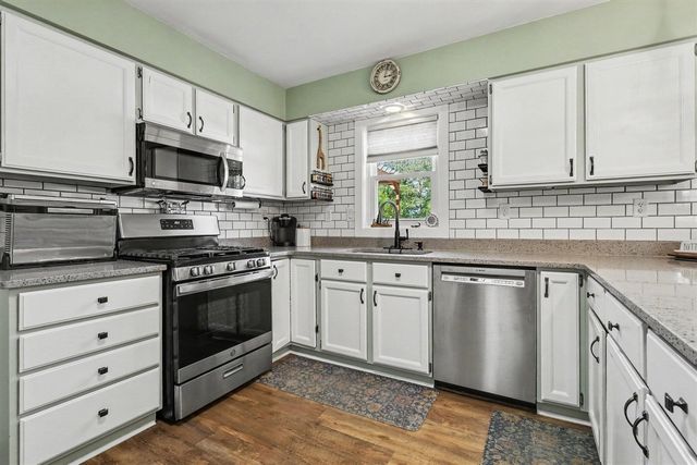 5015 Dio Drive, Cedar Springs, MI 49319