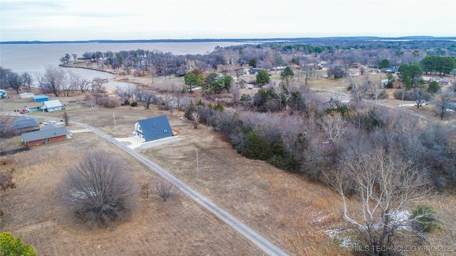 17 Quail Drive, Eufaula, OK 74432