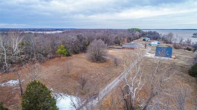 17 Quail Drive, Eufaula, OK 74432