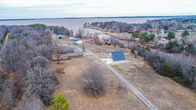 17 Quail Drive, Eufaula, OK 74432