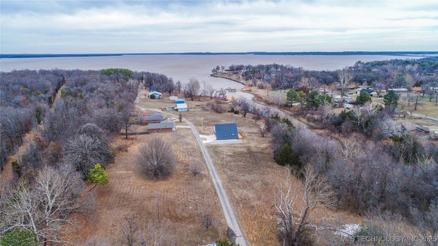 17 Quail Drive, Eufaula, OK 74432