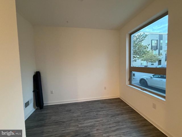 2018 NORTHBANK PL, Philadelphia, PA 19125