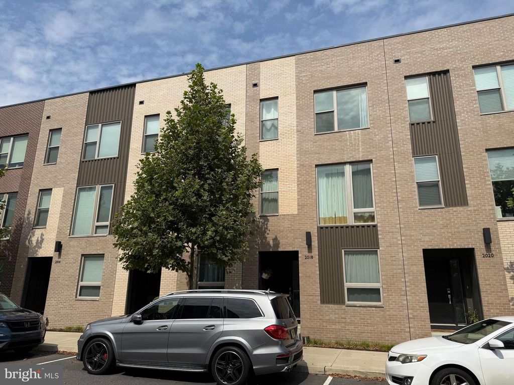 2018 NORTHBANK PL, PHILADELPHIA, PA 19125 — photo 3