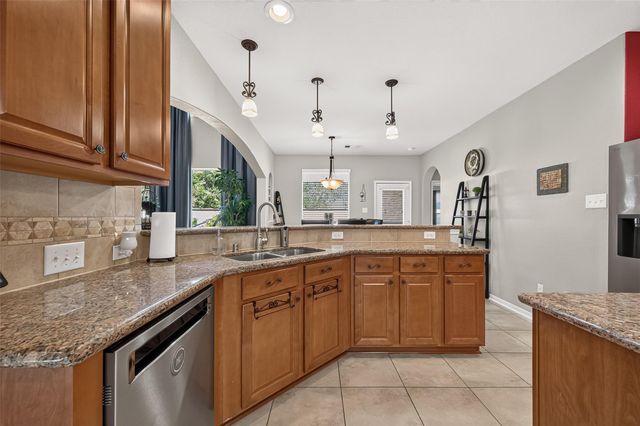 2401 Scarlatti Drive, Pearland, TX 77581