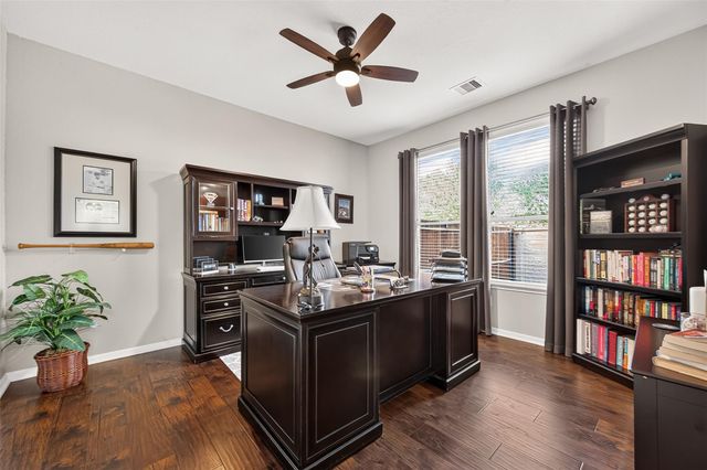 2401 Scarlatti Drive, Pearland, TX 77581
