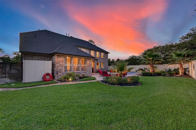 2401 Scarlatti Drive, Pearland, TX 77581
