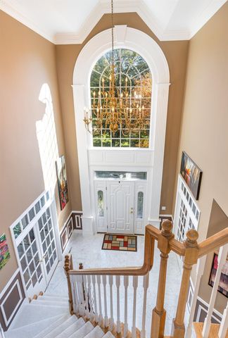 1545 Wedgewood Place, Essexville, MI 48732