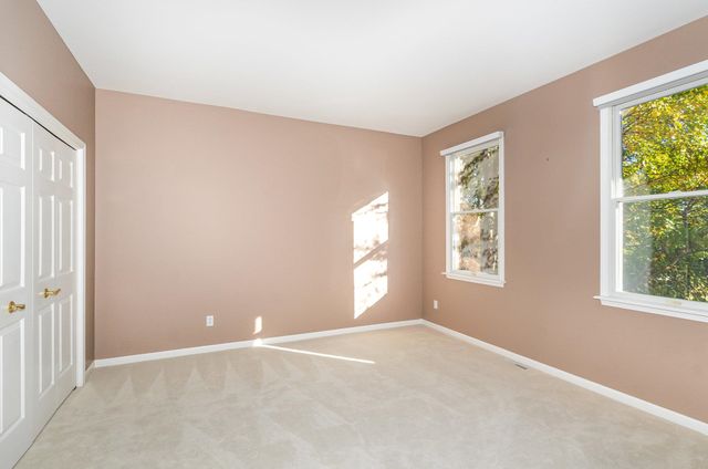 1545 Wedgewood Place, Essexville, MI 48732