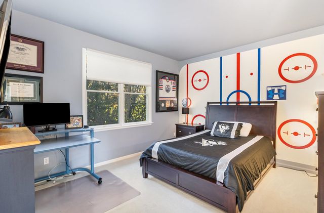 1545 Wedgewood Place, Essexville, MI 48732